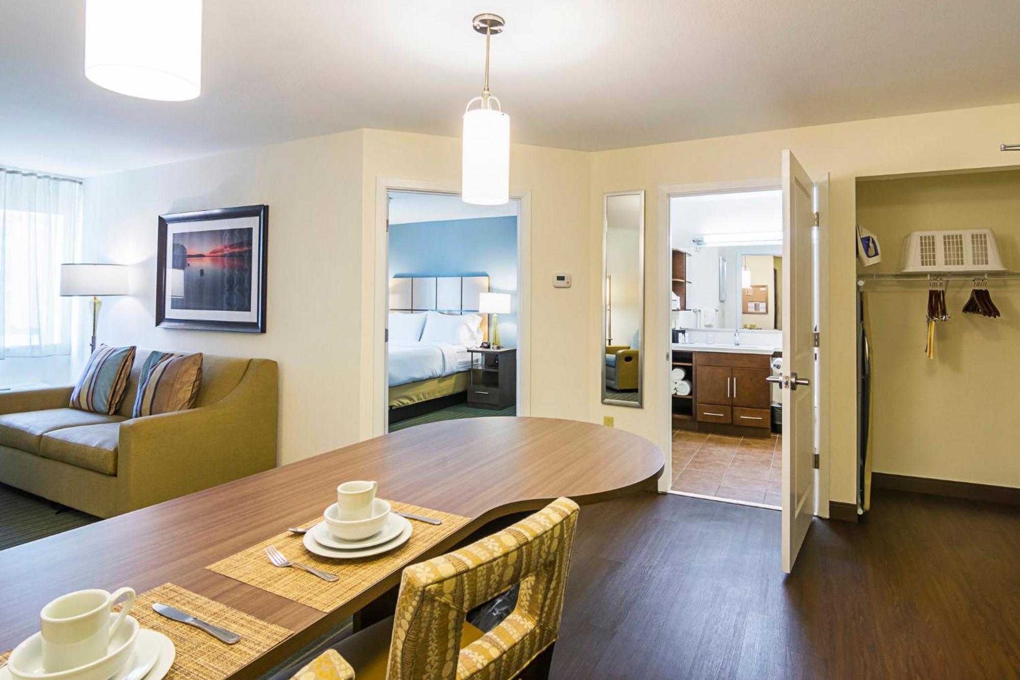 Candlewood Suites - Pensacola - University Area By Ihg Ferry Pass Extérieur photo