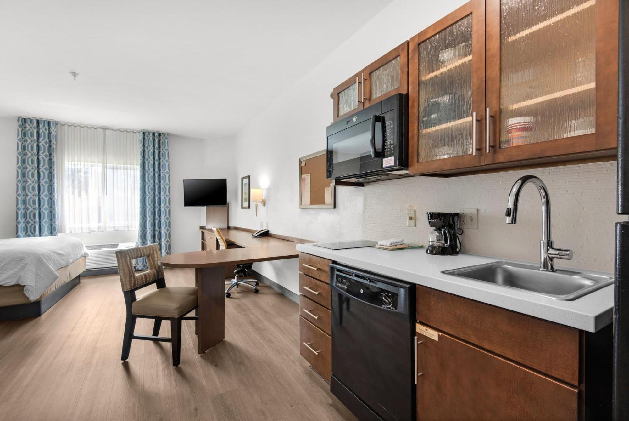 Candlewood Suites - Pensacola - University Area By Ihg Ferry Pass Extérieur photo