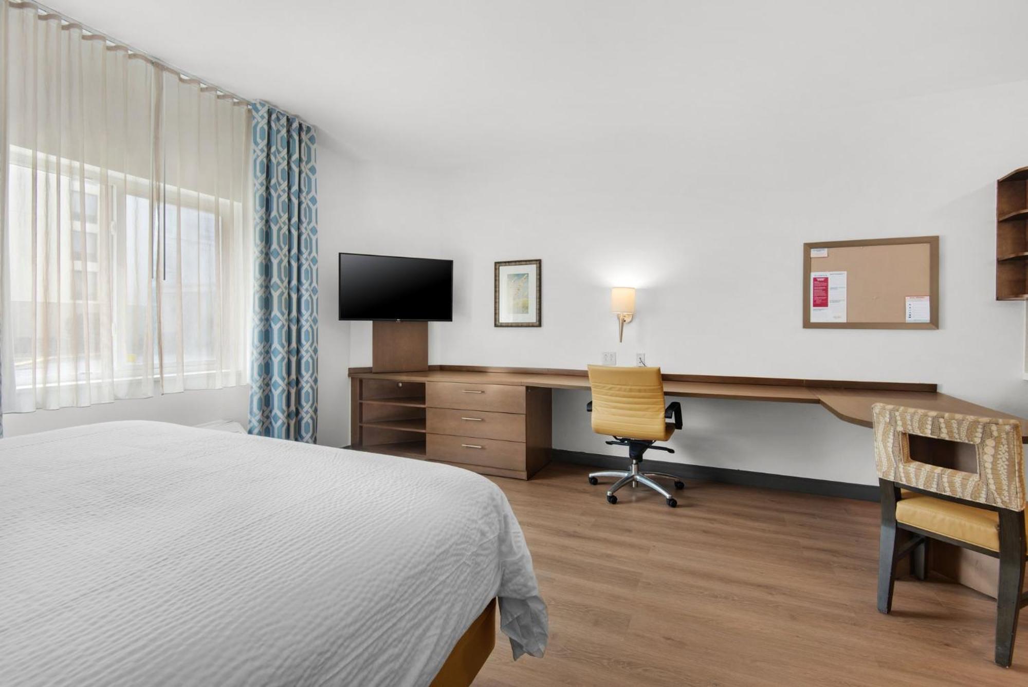 Candlewood Suites - Pensacola - University Area By Ihg Ferry Pass Extérieur photo